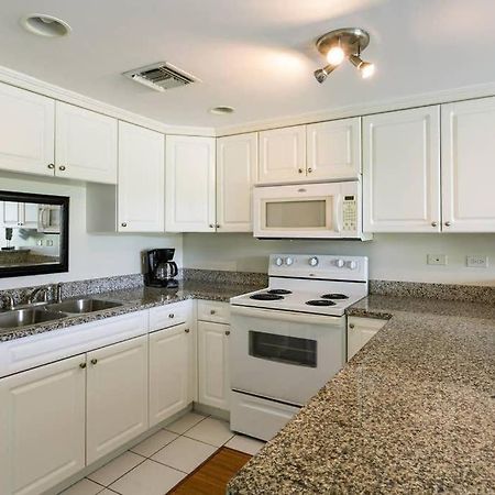 Beach Living At Island Pine Villas Blp Джордж Таун Екстериор снимка